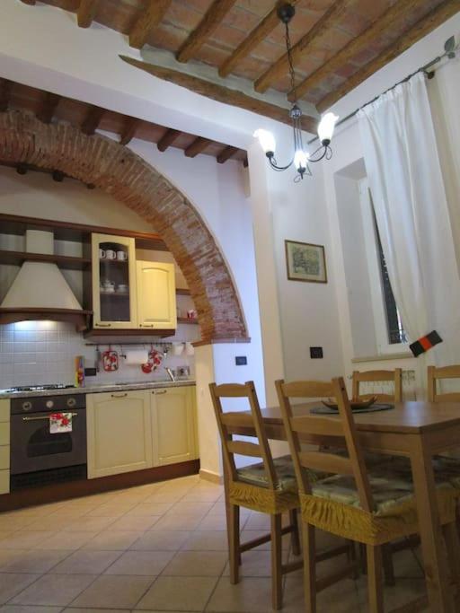 Il Piccolo Eden - Private Garden Apartment Livorno Exterior foto