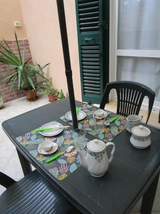 Il Piccolo Eden - Private Garden Apartment Livorno Exterior foto