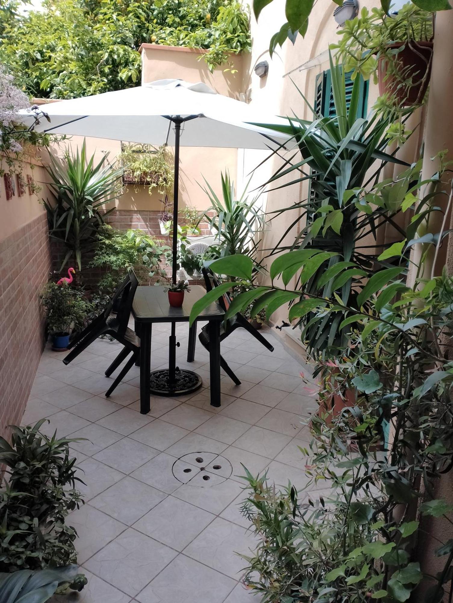 Il Piccolo Eden - Private Garden Apartment Livorno Exterior foto