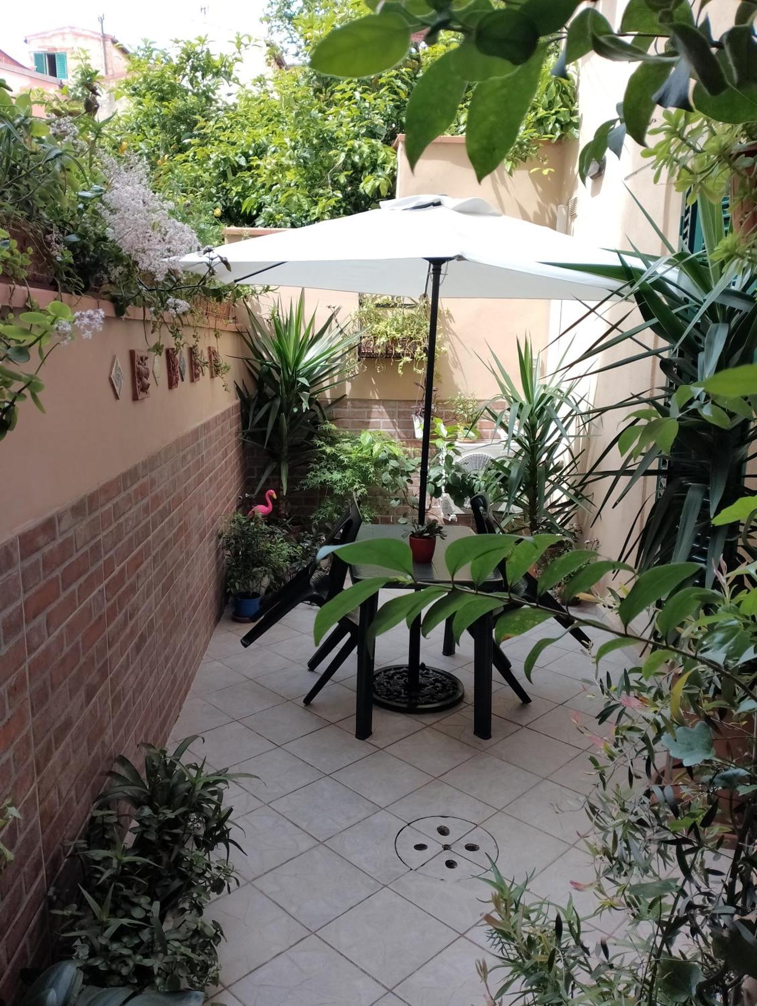 Il Piccolo Eden - Private Garden Apartment Livorno Exterior foto